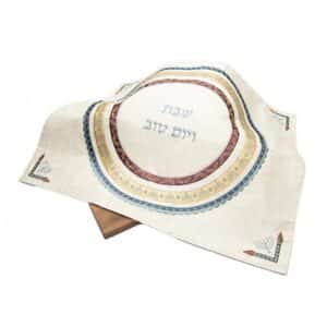 כיסוי חלה לשבת צבעוני עם רקמה בסגנון אתני