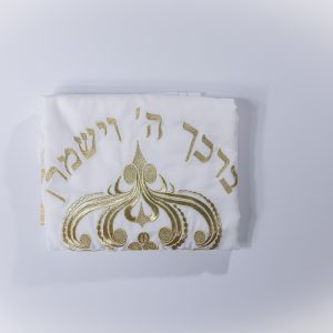 טלית אקרילן מעוטרת ברקמת כתר בצבע זהב – דגם ‘כתר מלוכה’