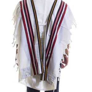טלית מהודרת מצמר עם פסים צבעוניים בגווני הקשת
